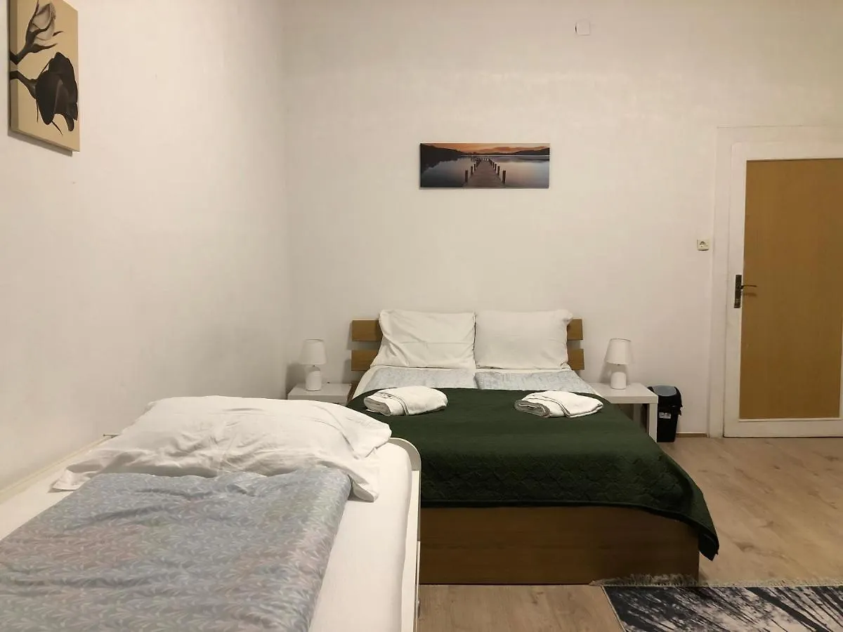 Convenient 3Br Apt. Near Danube & Millenium Tower Vienna