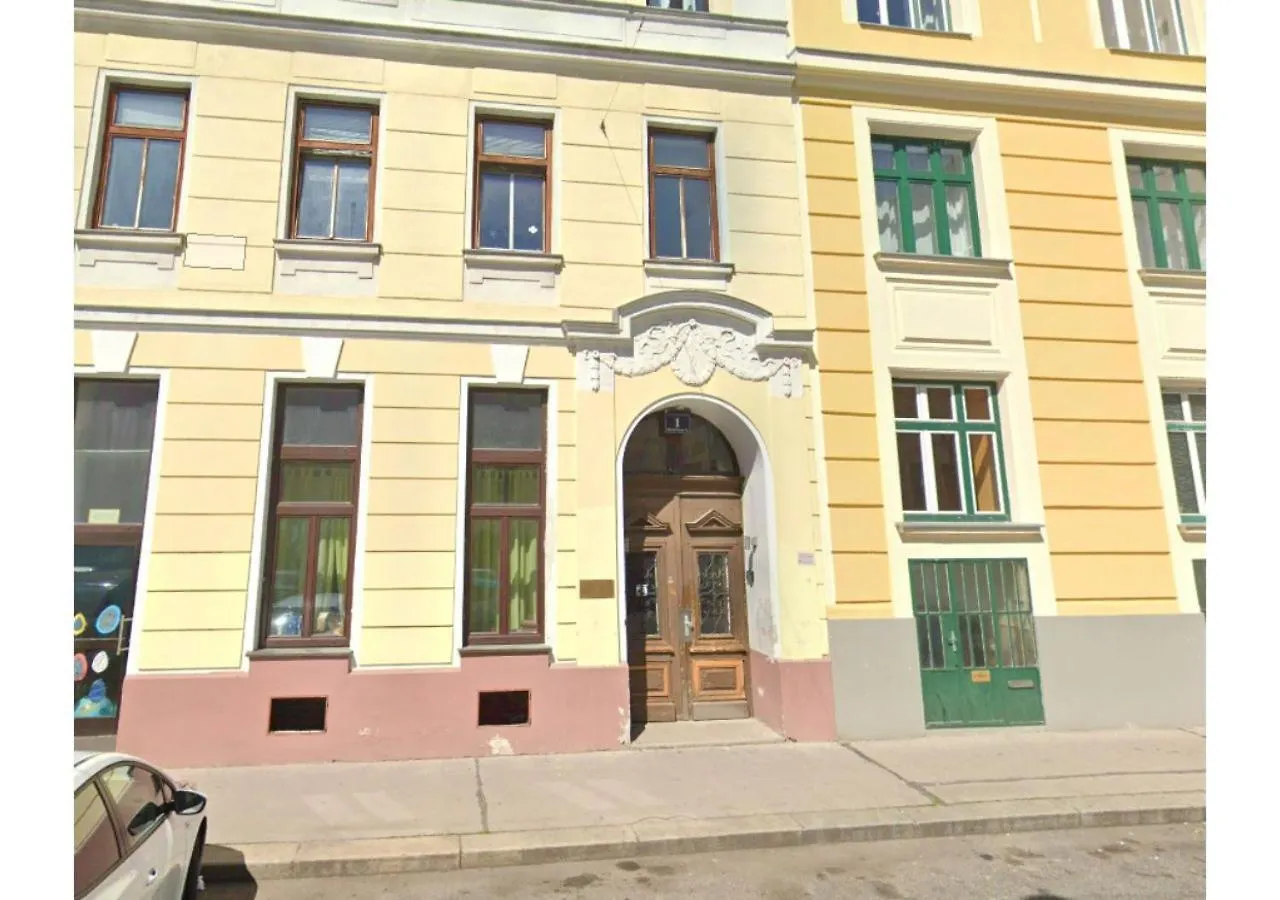 Apartment Convenient 3Br Apt. Near Danube & Millenium Tower Vienna Austria